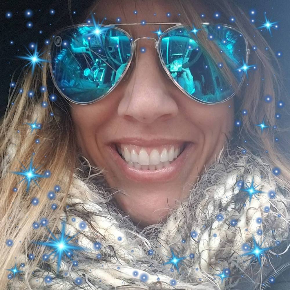 Meet your Posher, Danielle